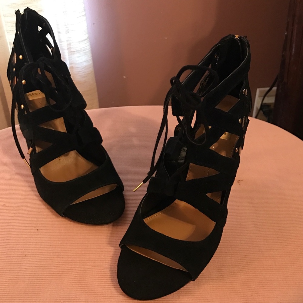 Designer Shoes - Picture 4 of 4