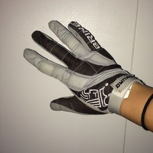 Brine Dynasty gloves