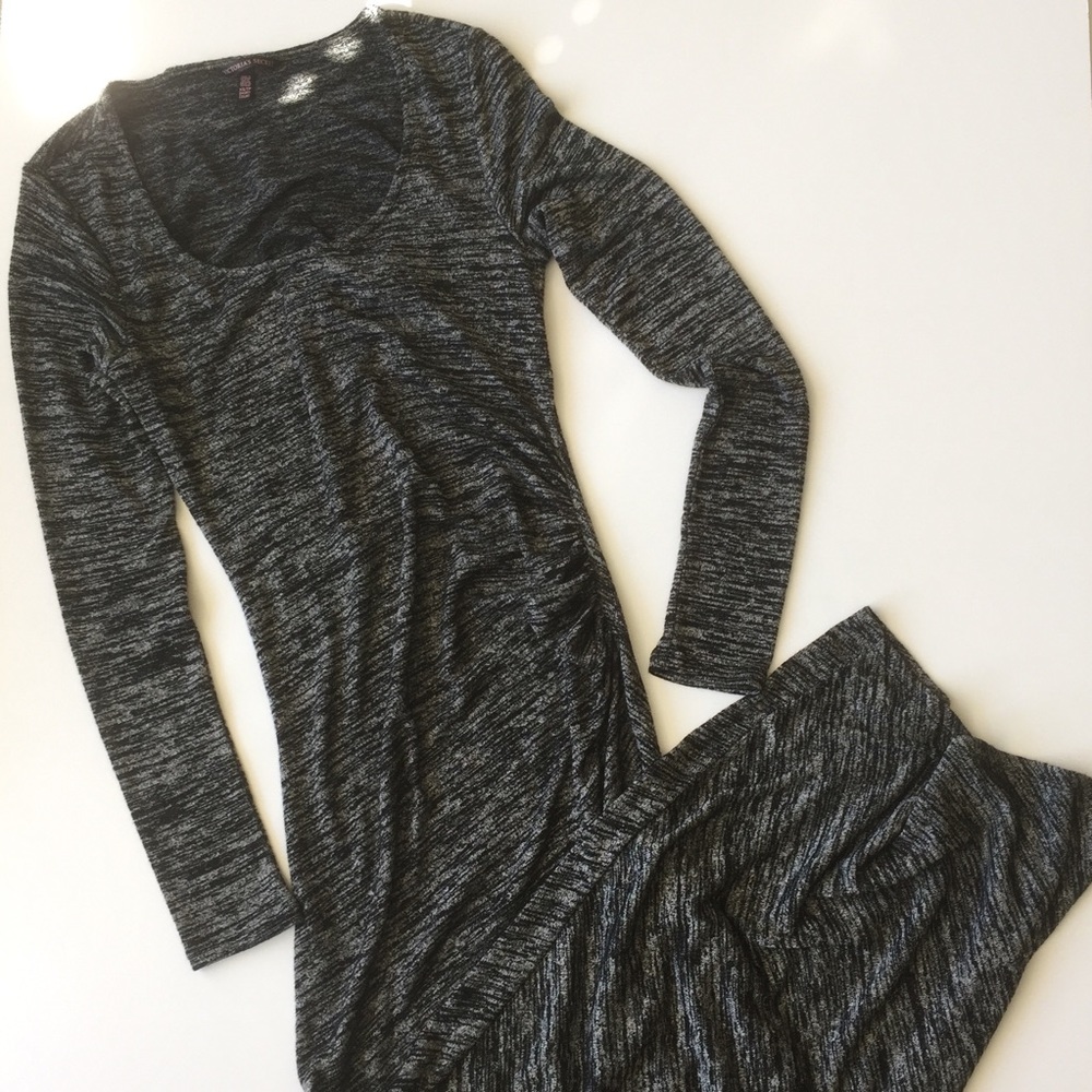 ❣️NWOT VS XS Long Sleeve Maxi Dress❤