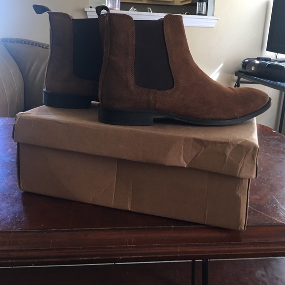 ASOS Brown suede Chelsea boots - Picture 3 of 7