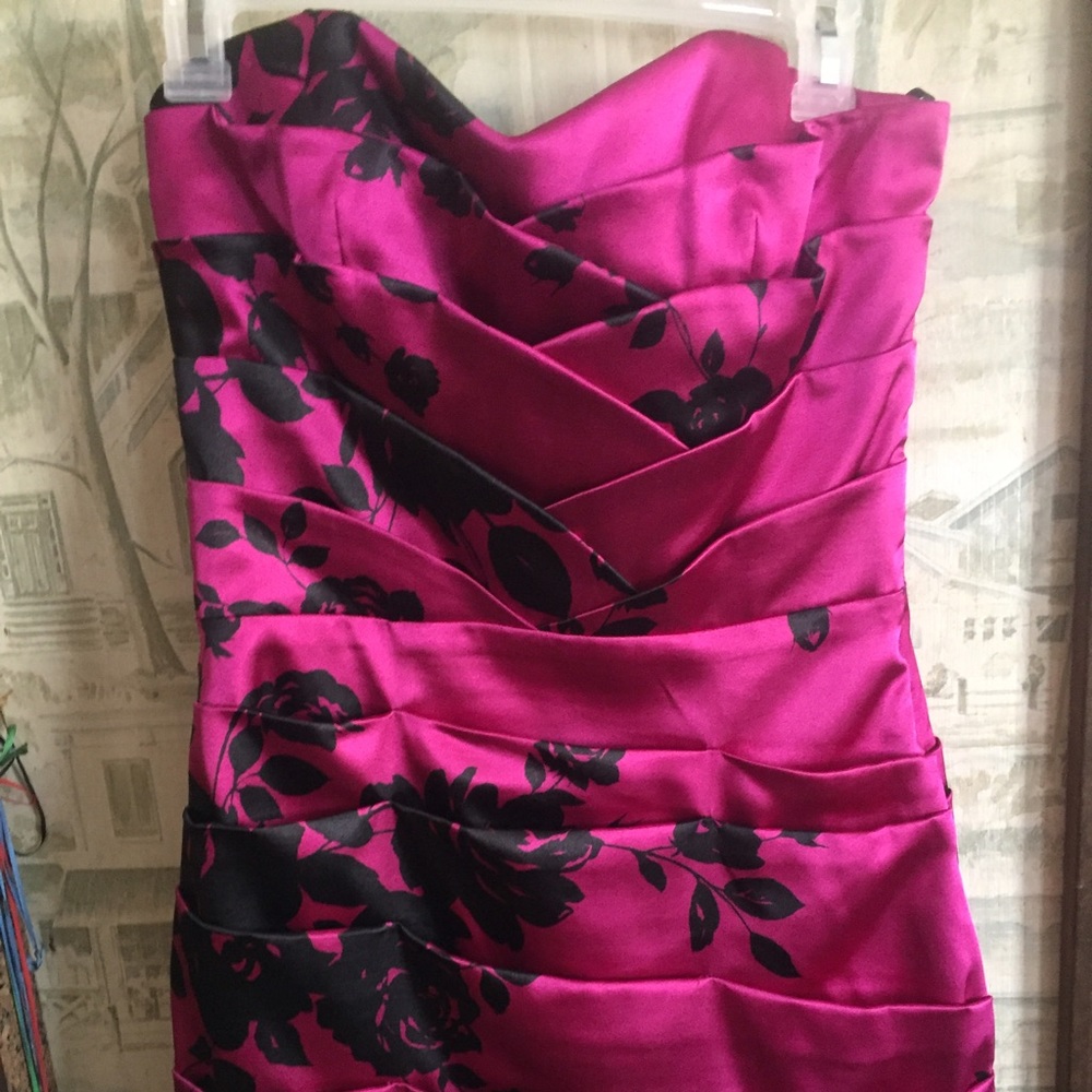 Pink satin sweetheart mini dress