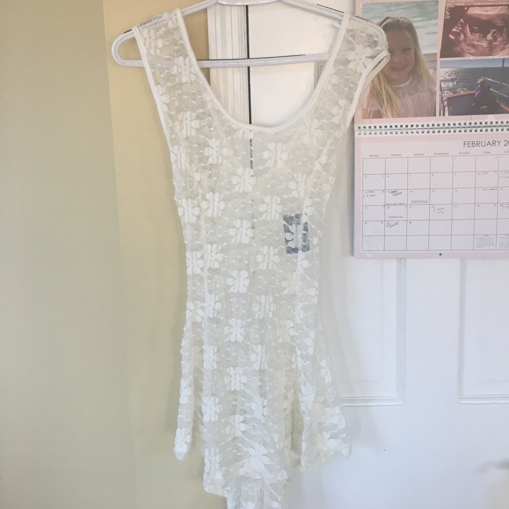 White shear shirt with flower design