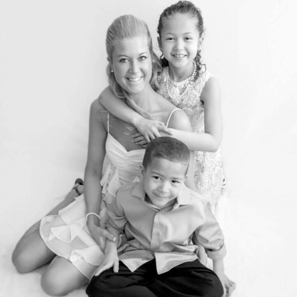 Meet your Posher, Jessica - Picture 1 of 1