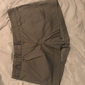 BCBG MAXAZRIA SHORTS