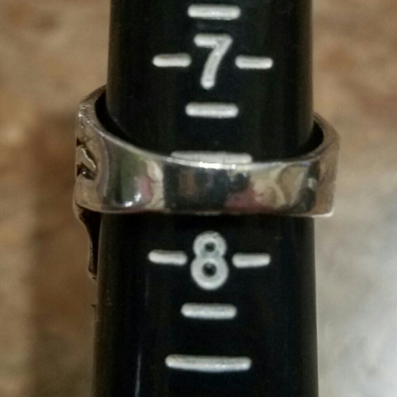 COOL SKULL RING FASHION JEWELRY - Picture 3 of 3