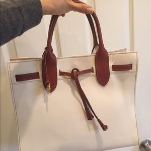 Authentic Dooney Bourke medium size tote