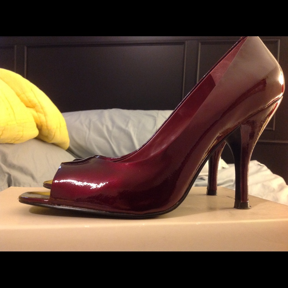 BCBG :: Dark Ruby Red Slippers - Picture 5 of 7