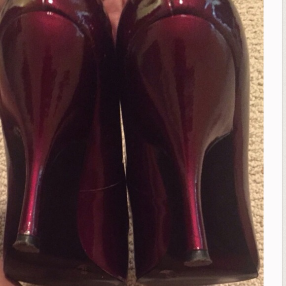 BCBG :: Dark Ruby Red Slippers - Picture 2 of 7