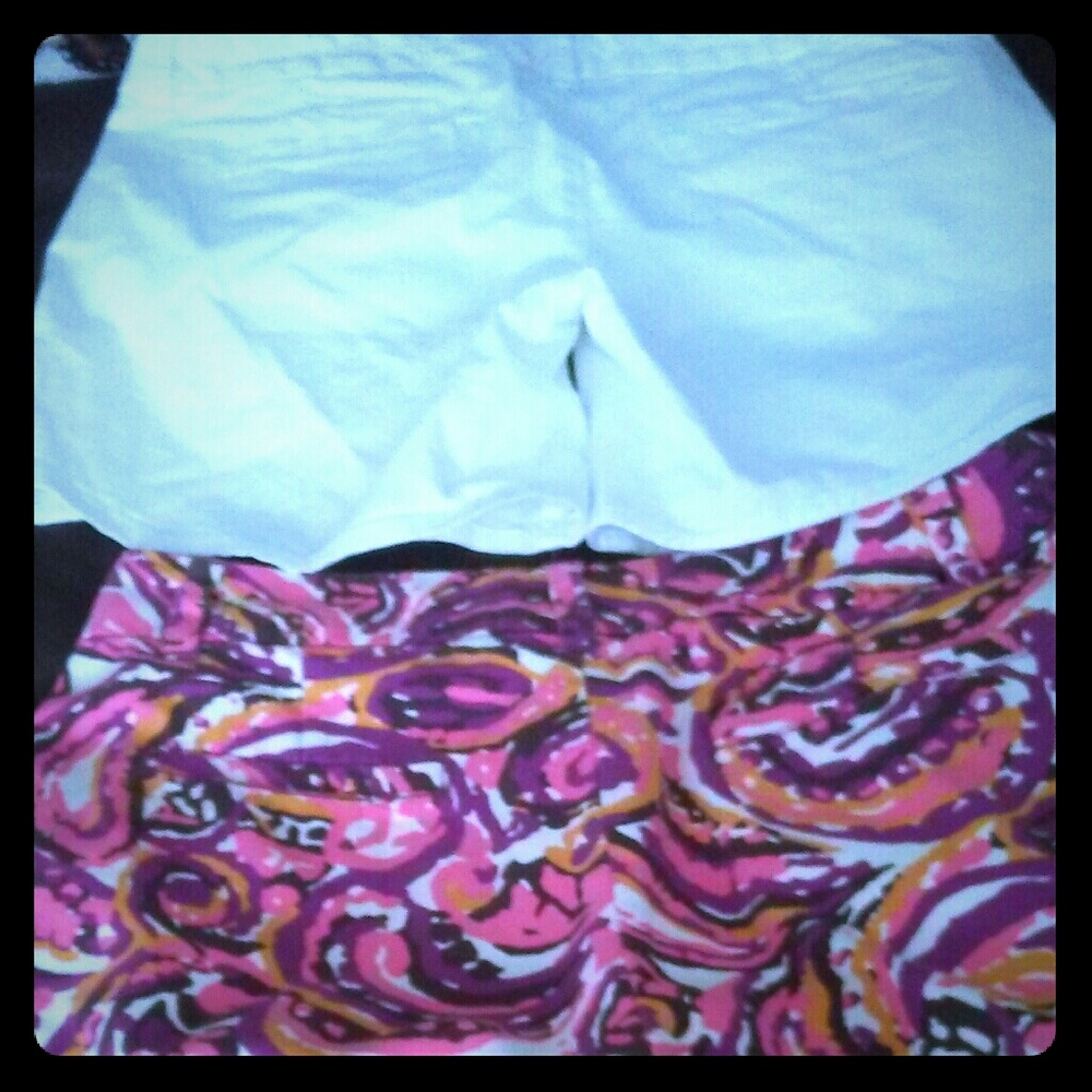 2 pair of ladies shorts