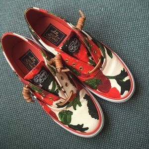 Floral Sperry's