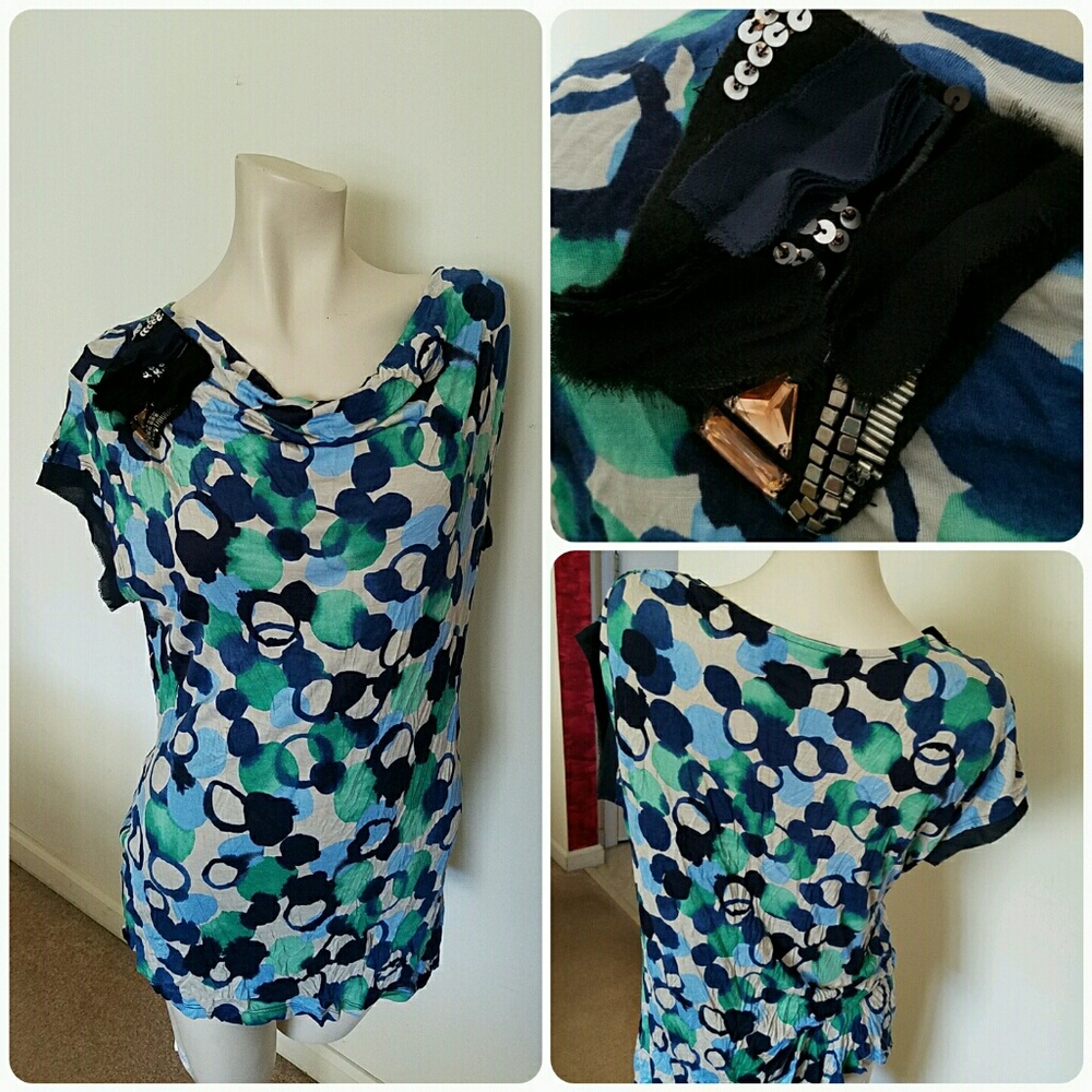 Simply Vera Asymmetrical Top