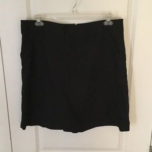 Black Skirt w/ Pockets