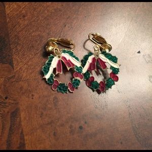Clip on wreath earrings