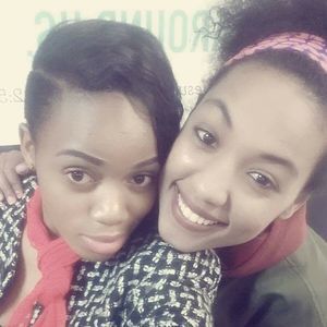 Meet your Posher, Gloria