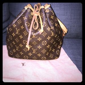 🛑SOLD🛑. LV Petit Noe