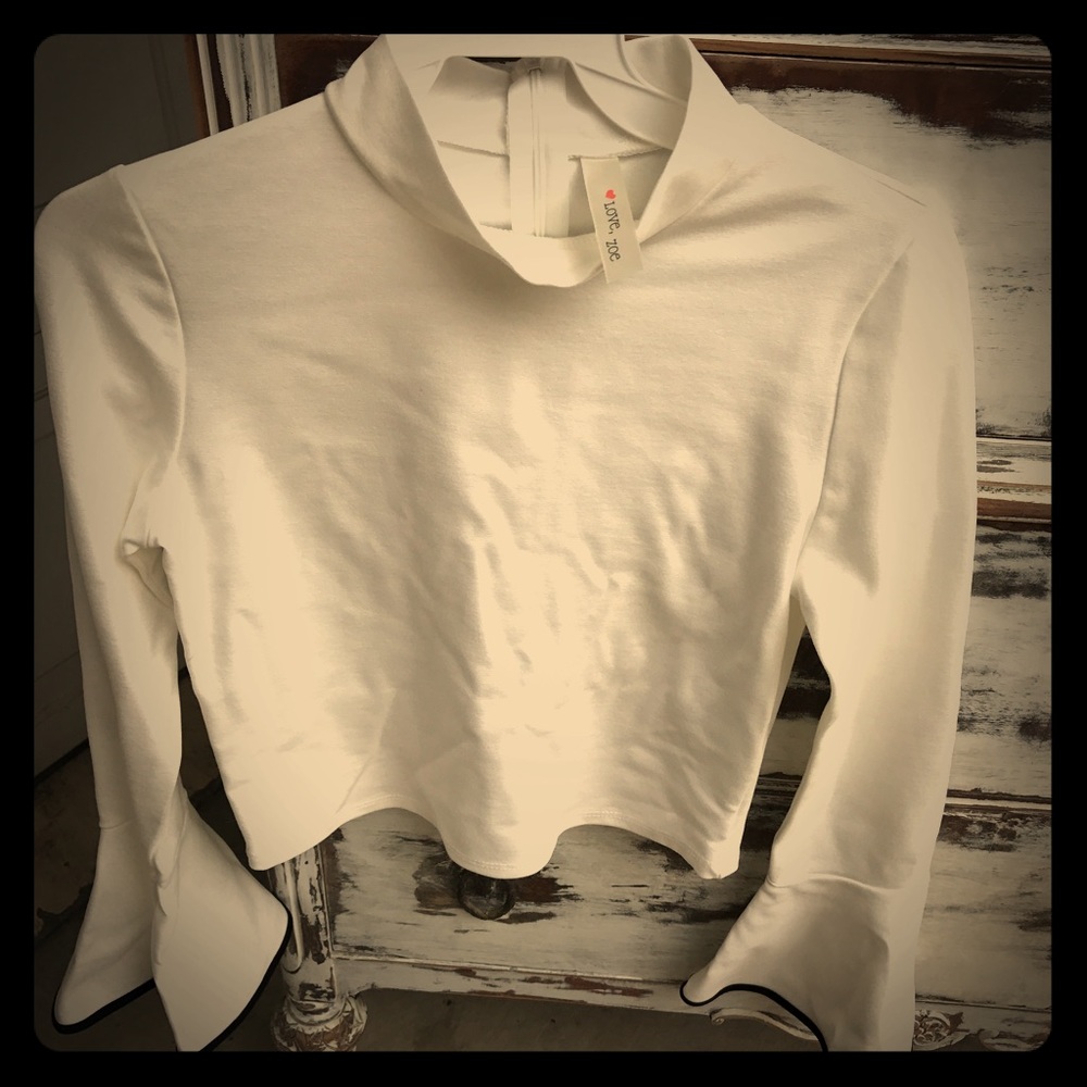 White bell sleeve crop top
