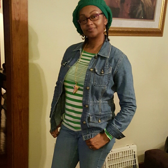 Meet your Posher - Picture 5 of 7