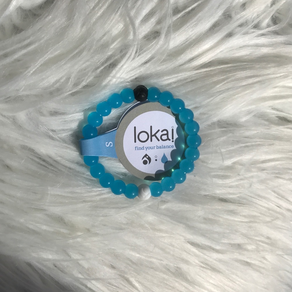 NWTS BRAND NEW CLEAR LOKAI PERF GIFT SMOKE FREE