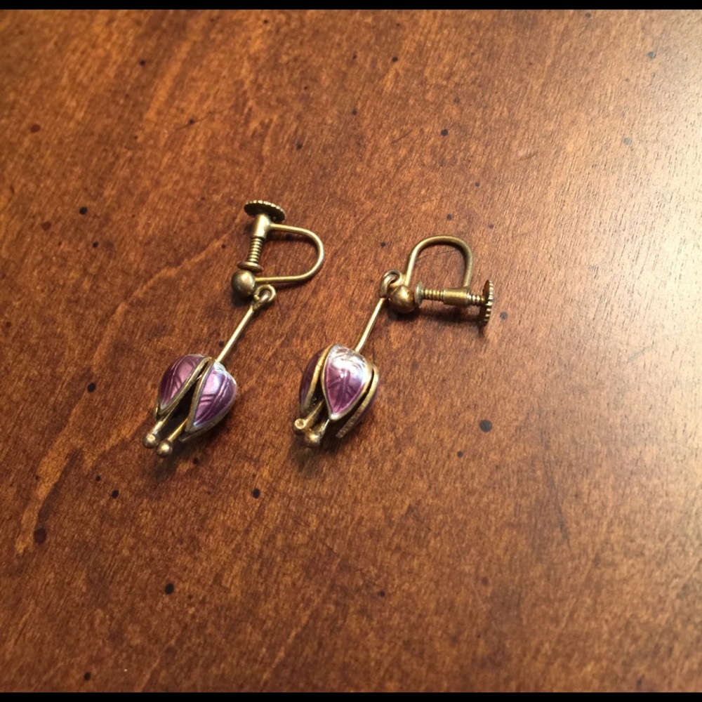 Vintage screw back earrings