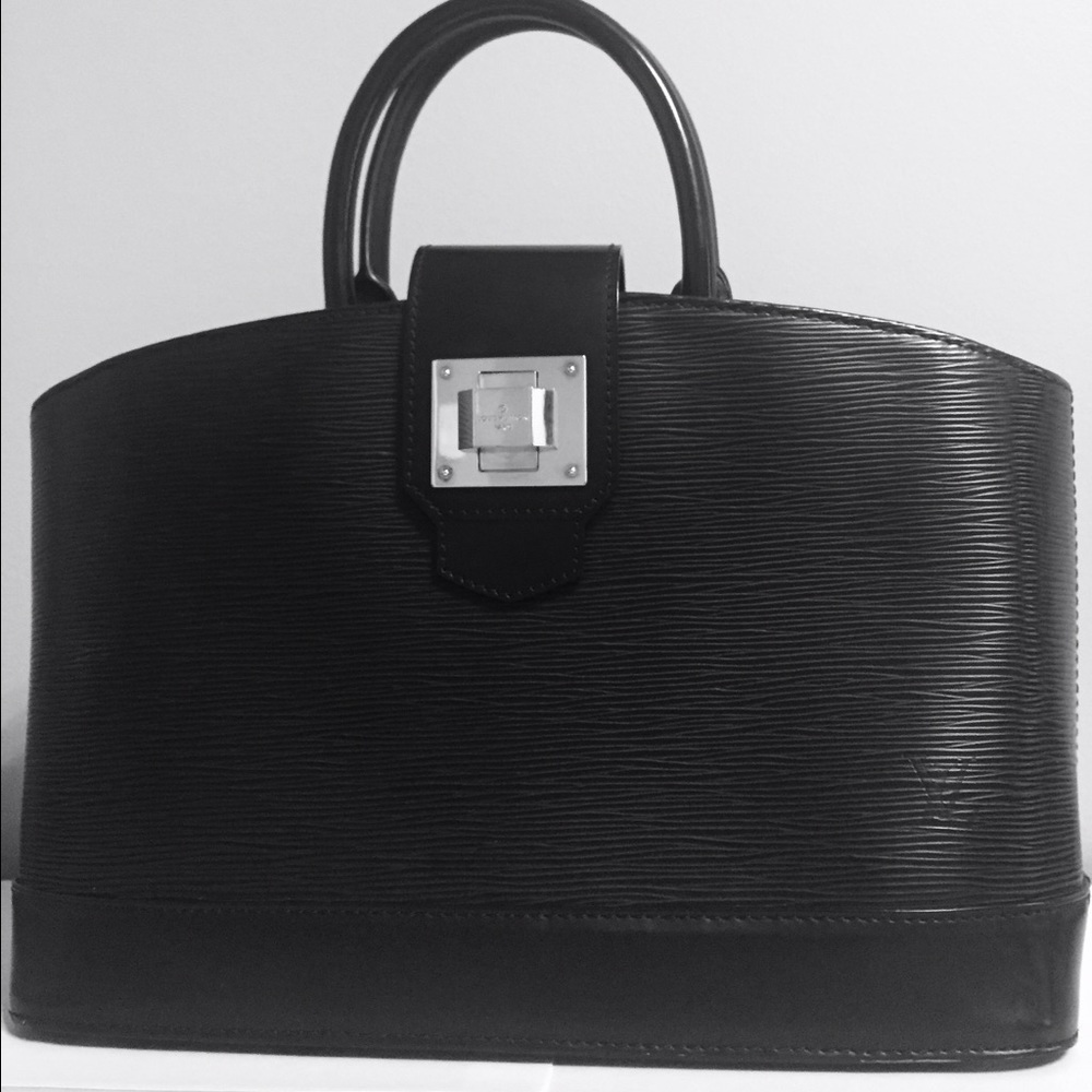 ❌ SOLD ❌ Louis Vuitton Mirabeau Black Epi Satchel