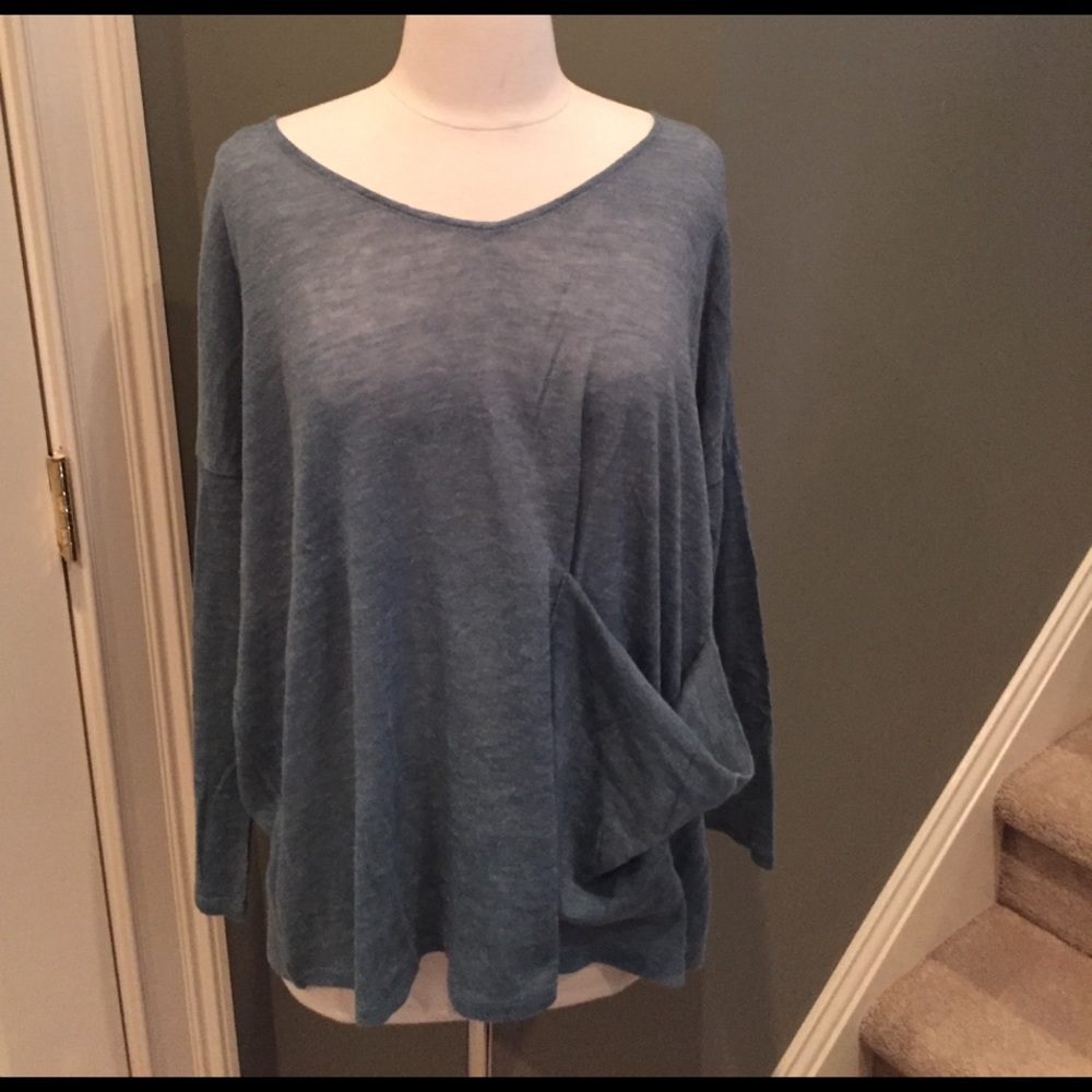 Cecile lace down the back top