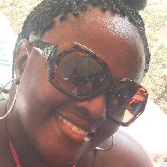 Meet your Posher, Nikki - Picture 1 of 1