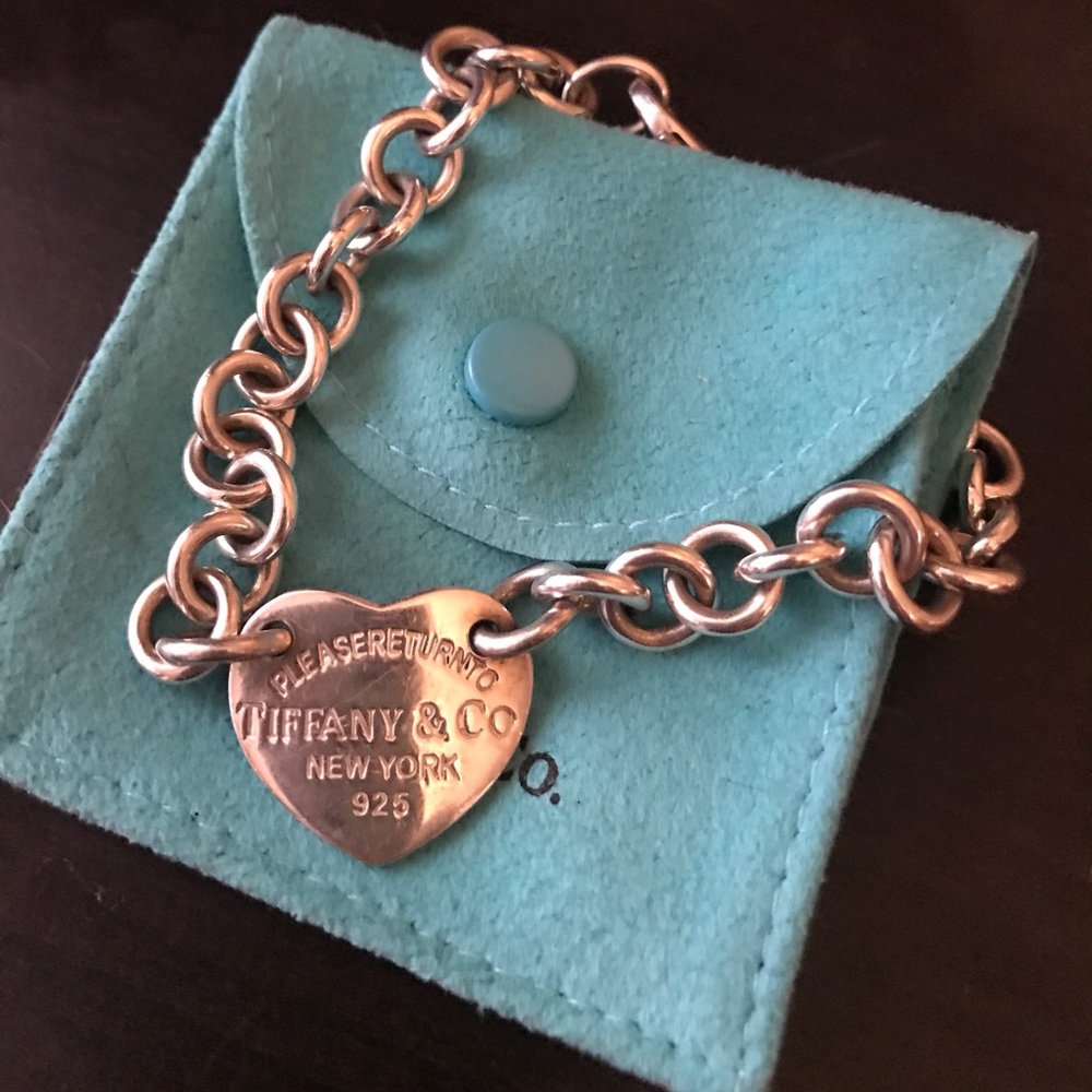 *SOLD* Tiffany&Co Heart Bracelet