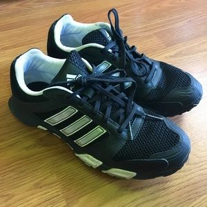 Adidas Sneakers