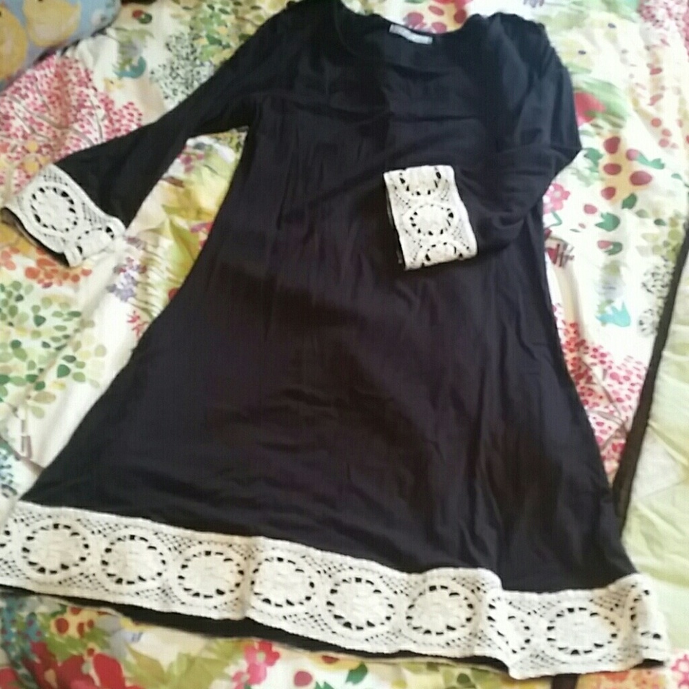 Lace trim dress