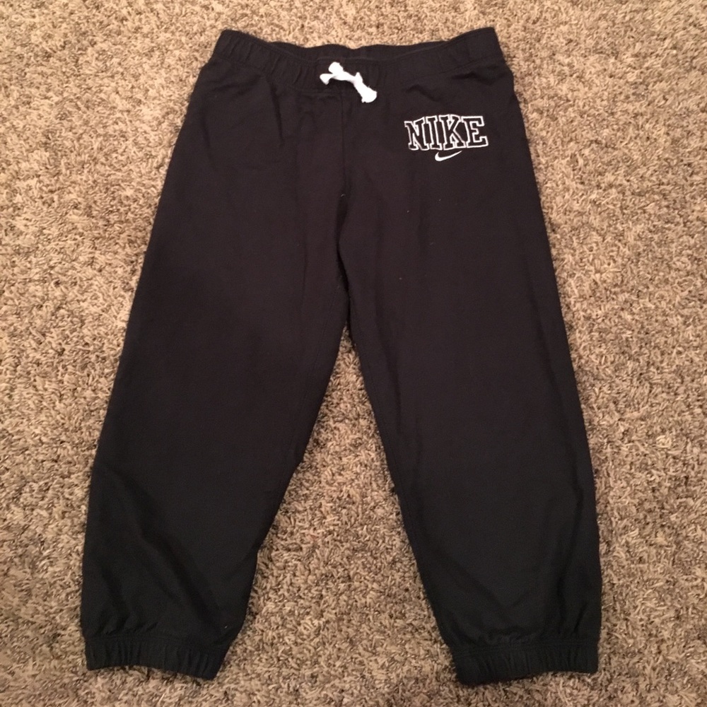 Nike cotton capri pant in Blk SZ-XS