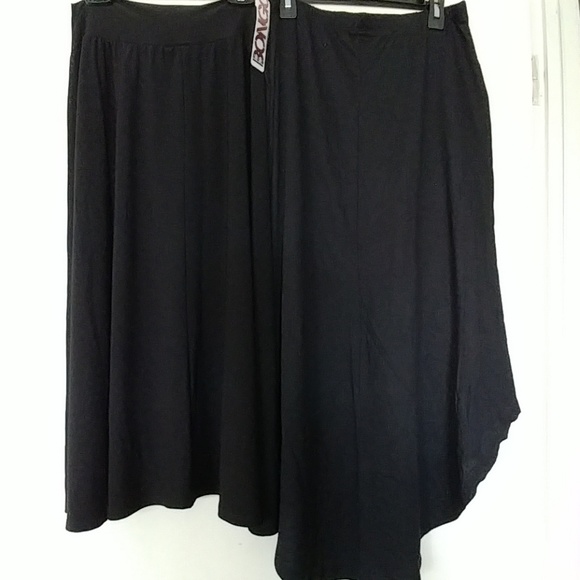 BLACK SKIRTS FREE FLOWY NWT BOHO SIZES M & L - Picture 7 of 8
