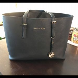 Michael Kors Jet Set Large Saffiano Leather Tote