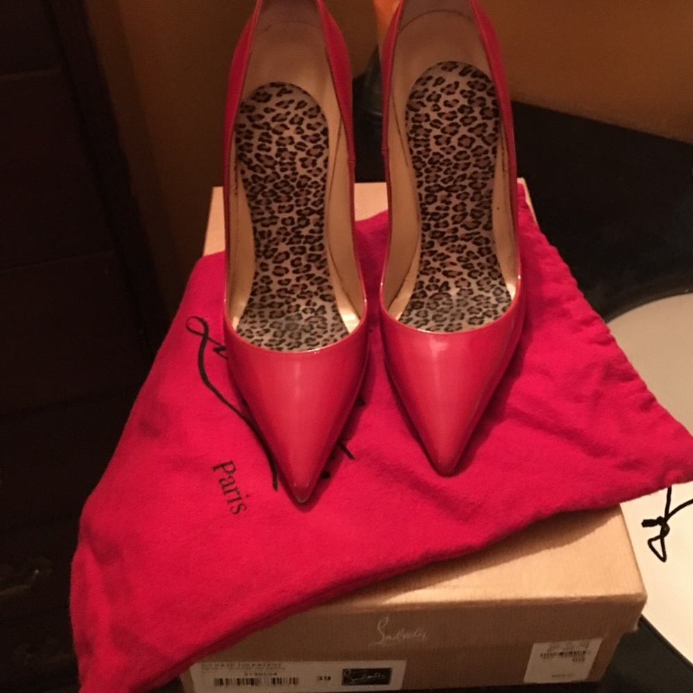 So Kate 120 Patent size 39.. looking for trade