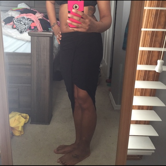 Skirt - Picture 2 of 2