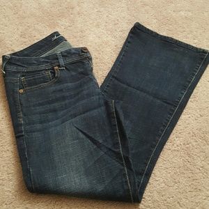 American eagle jeans