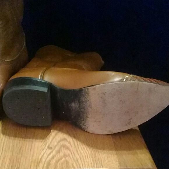 Tony lama ventige boots with dust bag - Picture 3 of 6