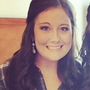 Meet your Posher, Megan