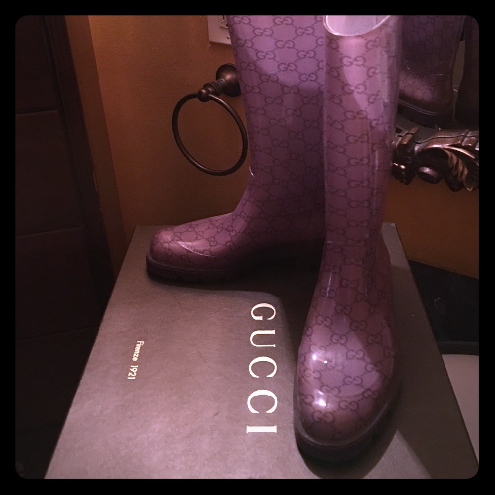Gucci rain boots