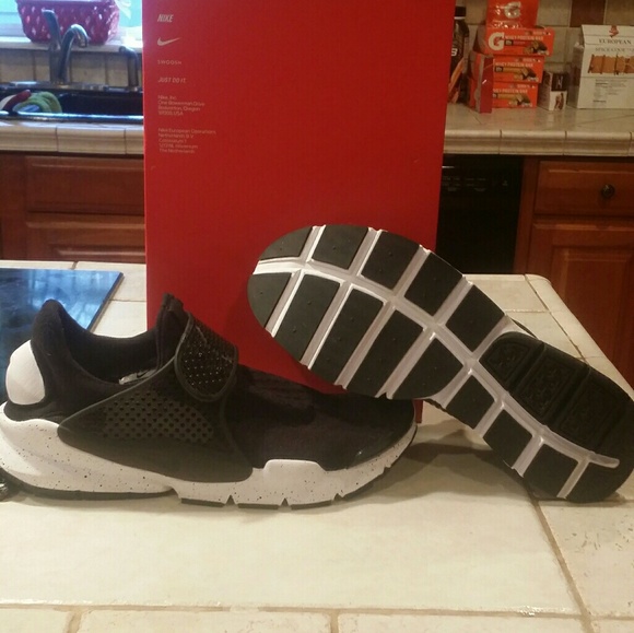 Nike Sockdart black and oreo - Picture 1 of 4
