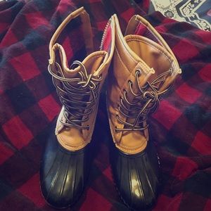 Madden girl duck boots.