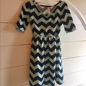 Xhiliration chevron little girl dress