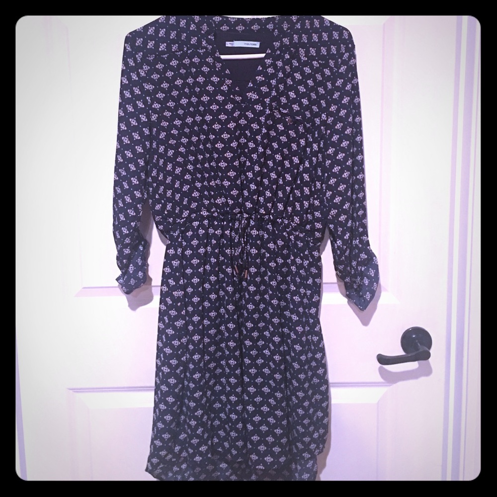 High low dress with tie waist.