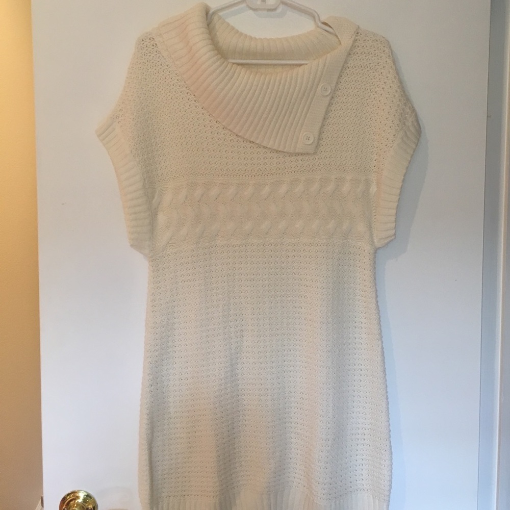Christopher & Banks Tunic Short Sleeve Sweater