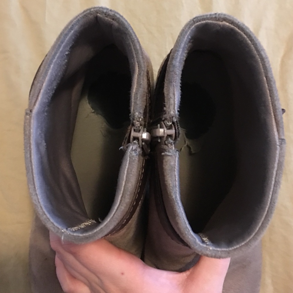 Booties - Picture 4 of 4