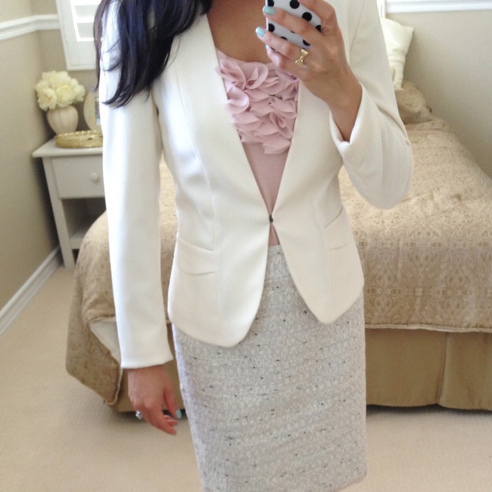 NWOT H&M Off White Blazer