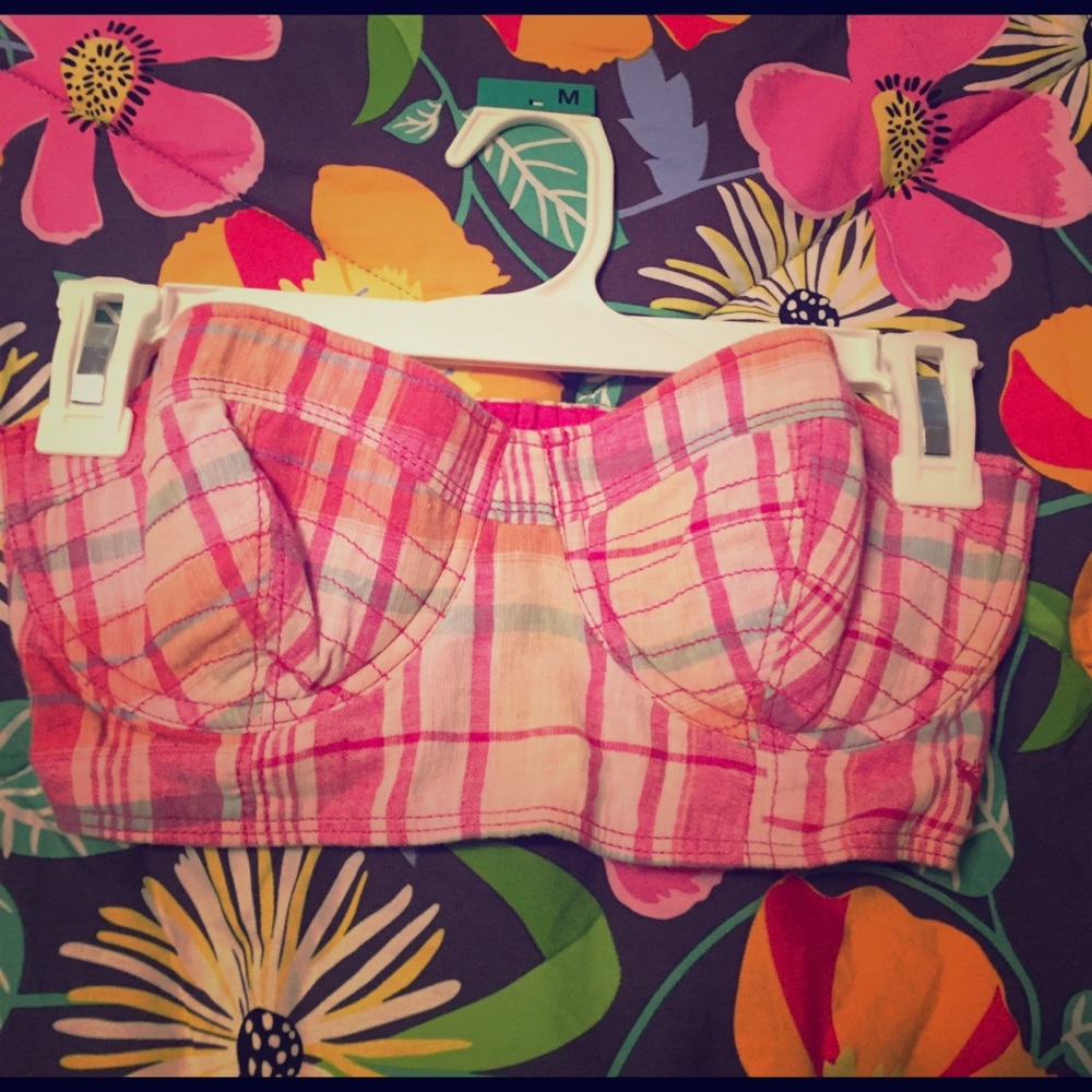 Abercrombie and Fitch crop top/bandeau