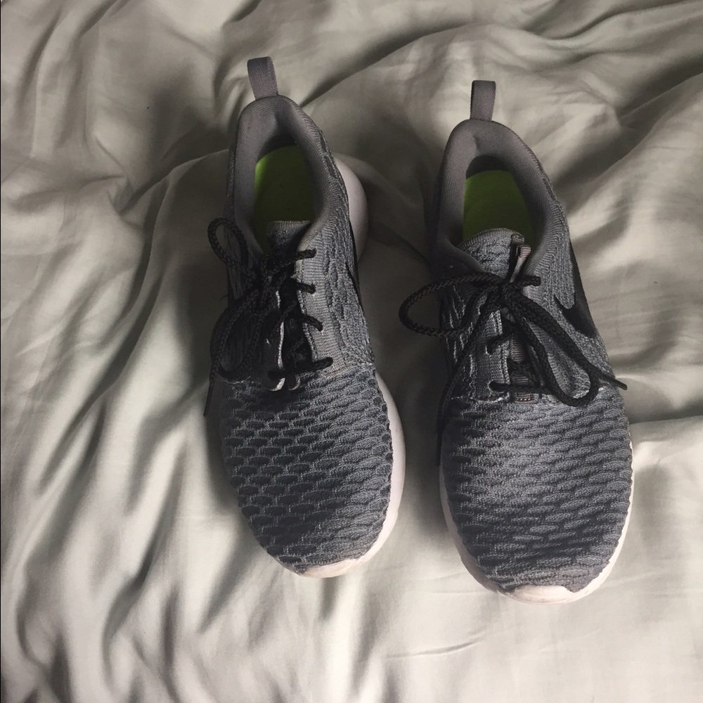 Nike Roshe Run Women's Shoe