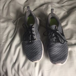 Nike Roshe Run Women's Shoe