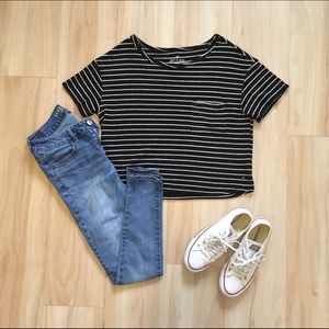American Eagle Soft and Sexy cropped pocket tee