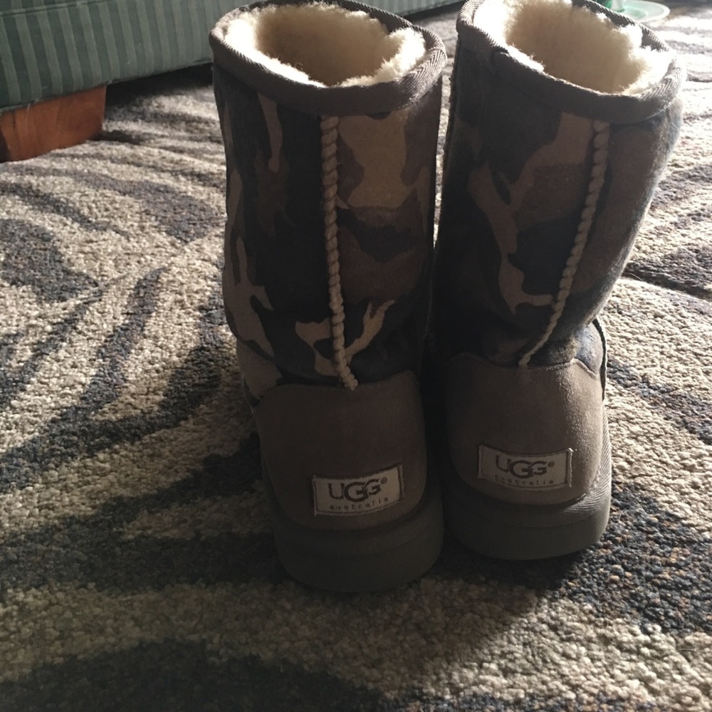 blue camo uggs